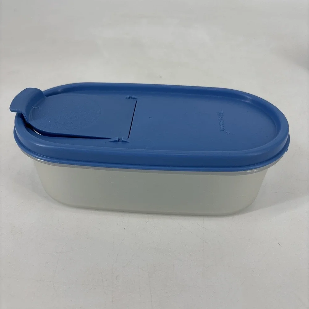 Tupperware vintage oval